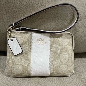 Coach Wristlet Wallet